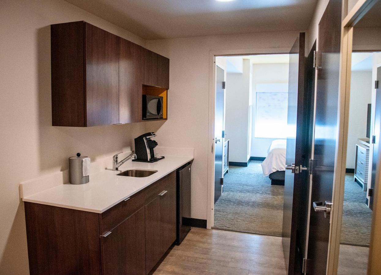 Holiday Inn & Suites - Savannah Airport - Pooler By Ihg Bagian luar foto