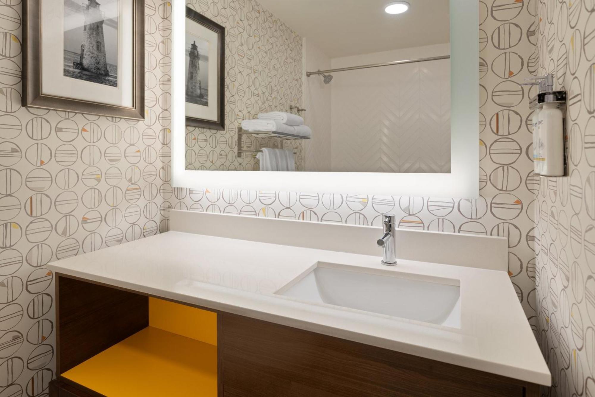 Holiday Inn & Suites - Savannah Airport - Pooler By Ihg Bagian luar foto