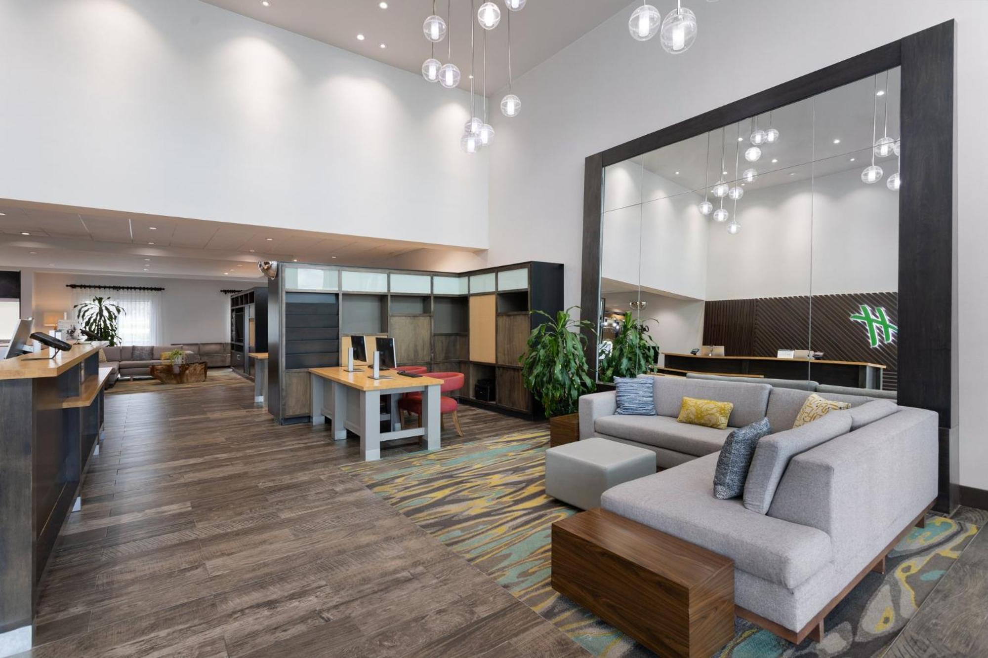 Holiday Inn & Suites - Savannah Airport - Pooler By Ihg Bagian luar foto