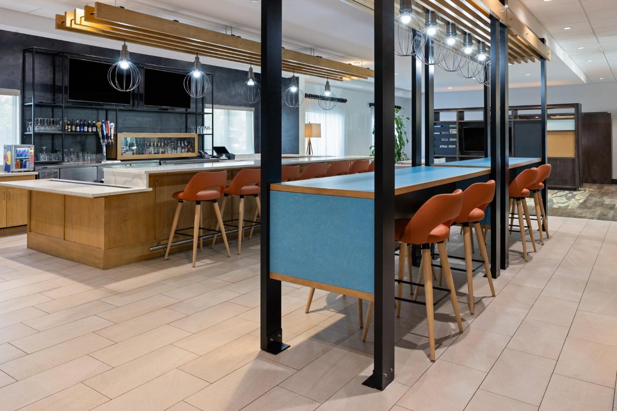 Holiday Inn & Suites - Savannah Airport - Pooler By Ihg Bagian luar foto