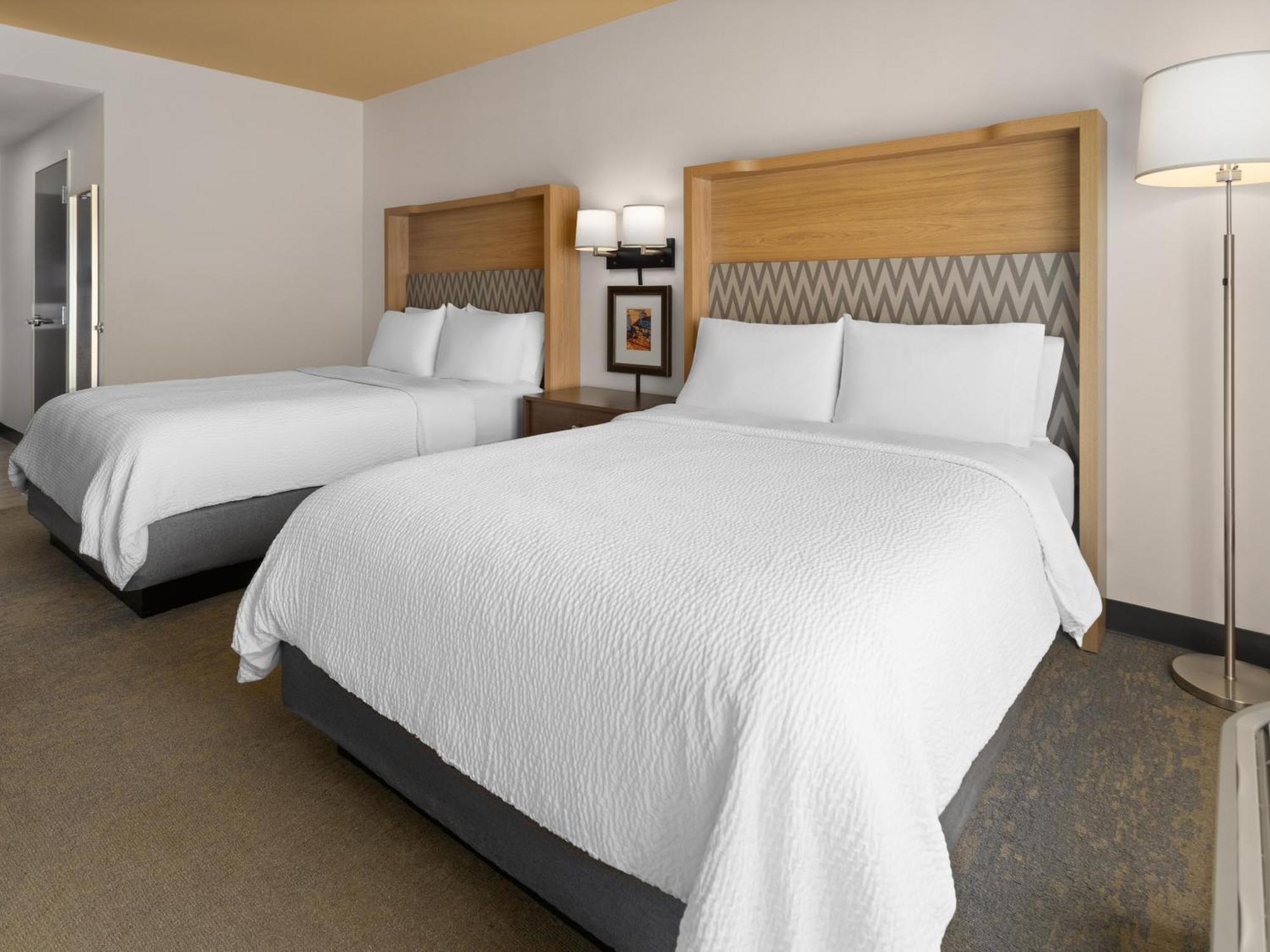 Holiday Inn & Suites - Savannah Airport - Pooler By Ihg Bagian luar foto