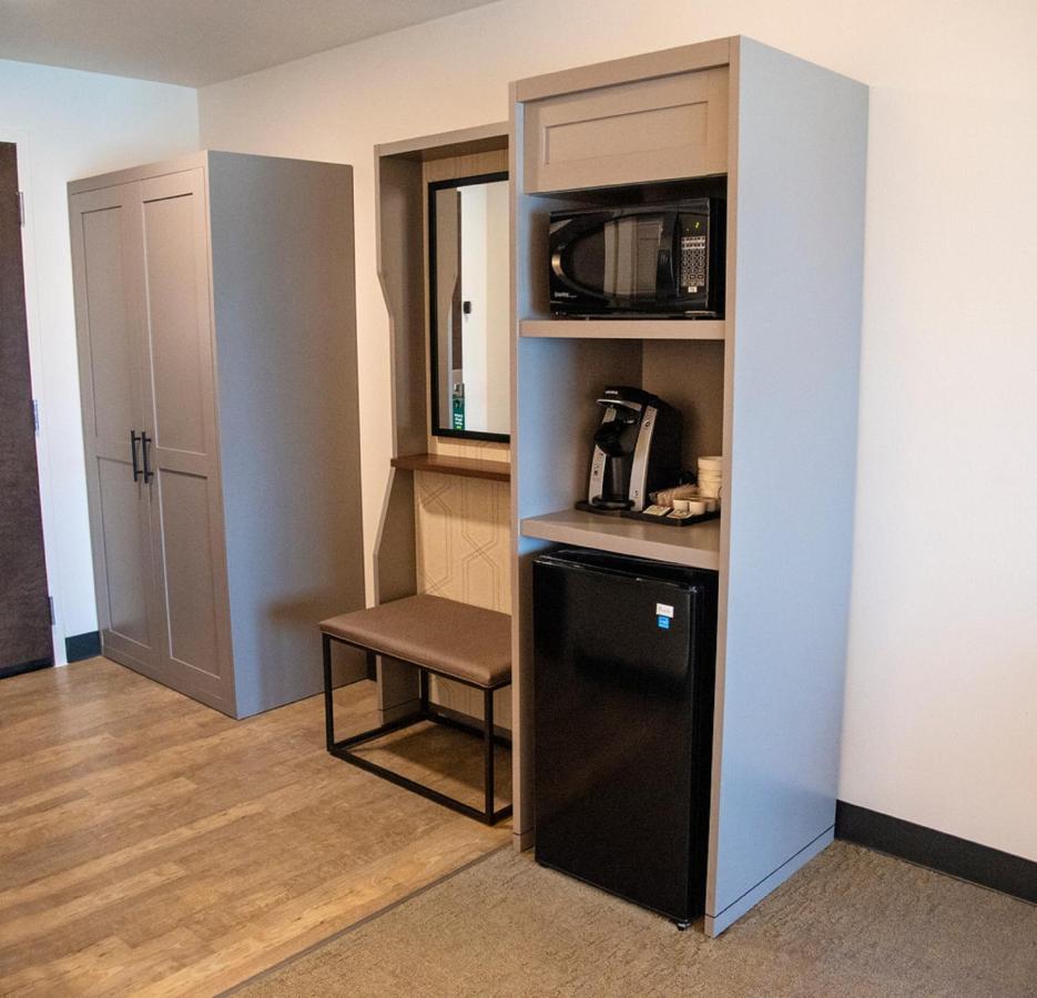 Holiday Inn & Suites - Savannah Airport - Pooler By Ihg Bagian luar foto