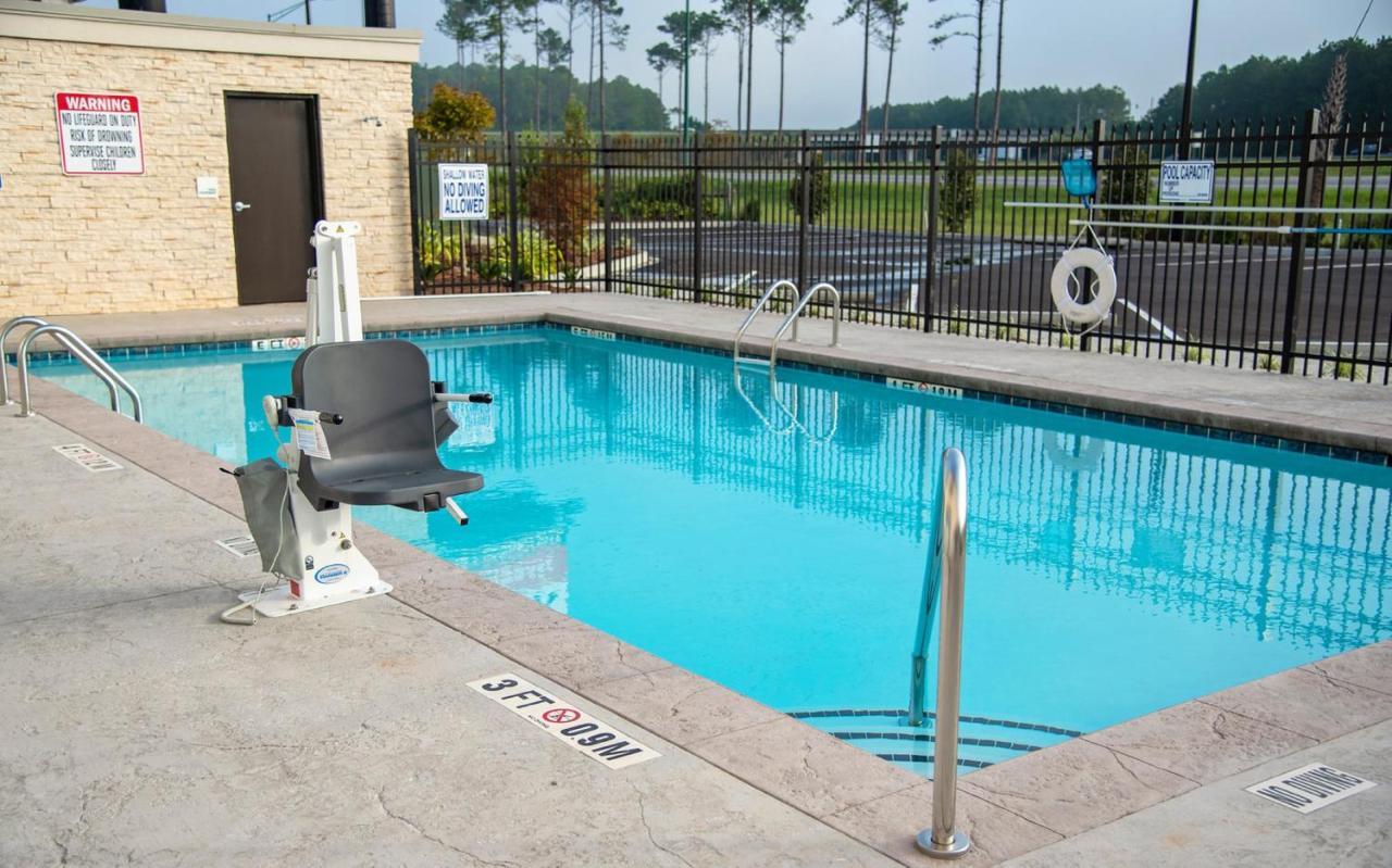 Holiday Inn & Suites - Savannah Airport - Pooler By Ihg Bagian luar foto